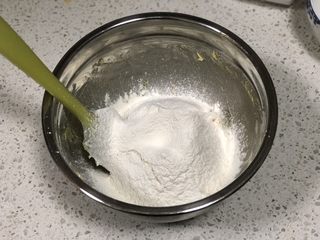 9、零失败|蔓越莓曲奇,一次性筛入全部低筋面粉