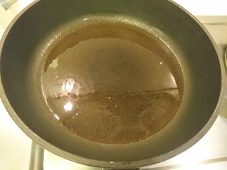 21、清蒸鱸魚,起鍋！熱一大勺油！要很熱很熱！冒煙最好????