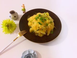 21、凉拌土豆片,炎热的夏天来个凉拌菜开开胃吧????