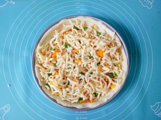 14、芒果披萨,最后在加入剩下的马苏里拉奶酪碎