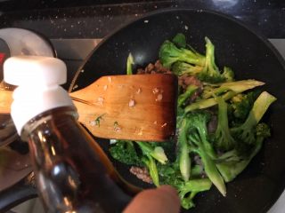 28、超满足便当(8),加入少许鱼露