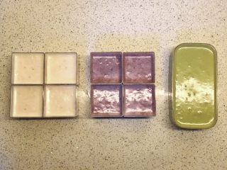 16、酸奶三色慕斯——有冰箱就能做的蛋糕,用同样的方法做好草莓酱和大麦粉。