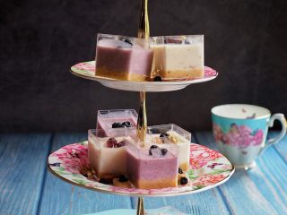 21、酸奶三色慕斯——有冰箱就能做的蛋糕,摆盘。