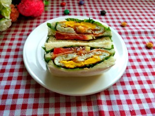 1、了不起的小番茄  番茄土司三明治,美美图片来一张。