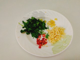 13、菌类料理+凉拌香菇,香菜切小