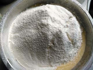 4、炉果,筛入低筋面粉