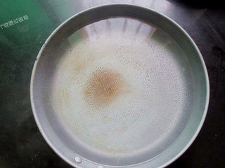 5、5分钟自制凉皮，免洗面,锅里放水烧开