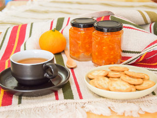 13、橘子果酱,配上饼干红茶在午后享用