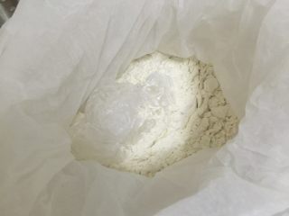 1、#初学#披萨????,取面粉