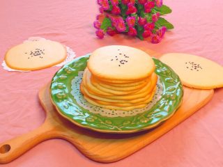 18、牛奶鸡蛋饼,奶香味儿十足!