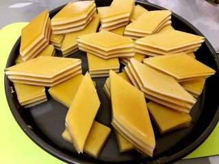 16、椰汁千层马蹄糕,满满的一盘