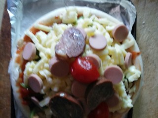 9、素食披萨,加肠