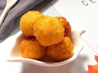 14、爆浆土豆芝士球,成品。