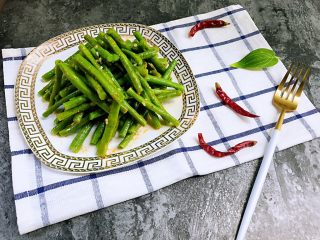 15、夏日清爽小凉菜——凉拌豆角,摆盘