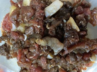 9、牛肉披萨,腌制一会