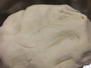 5、披萨,发酵半个小时