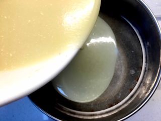 19、美味蛋糕,过滤白巧克力糖浆，