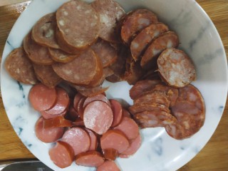 6、美味四拼披萨(有面皮制作过程),火腿切片