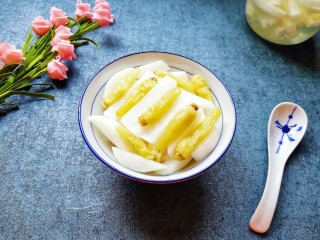 10、泡椒萝卜条,脆脆的，酸酸甜甜带点辣。