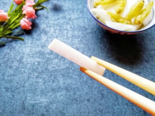 16、泡椒萝卜条,成品。