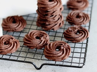 8、冬天也好挤的巧克力曲奇,成品图1