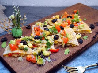 42、墨西哥薄脆饼配牛油果番茄莎莎,美味极了