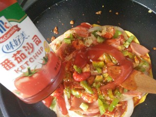 14、小龙虾新吃法~免烤箱薄饼披萨,唰一些番茄酱