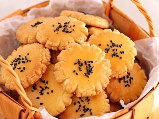 15、桃酥饼干,成品图。