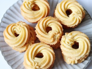 13、黄油曲奇,成品图