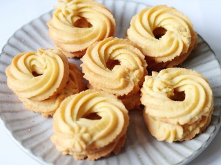 16、黄油曲奇,成品图