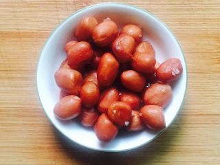 3、凉拌菜～拍黄瓜,提前炸好的花生米