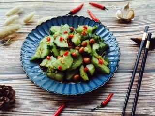 26、凉拌菜～拍黄瓜,成品图