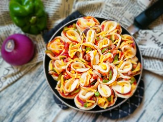 16、做饼+手撕披萨――万能的平底锅就能造,成品。