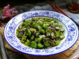 13、青椒拌皮蛋,成品图！