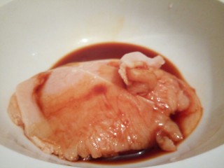 3、脆皮鸡饭,生抽一勺，