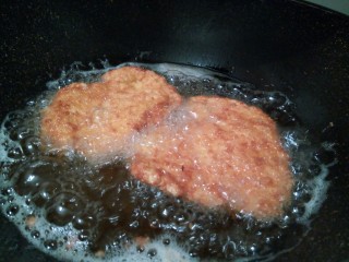 11、脆皮鸡饭,两面呈金黄色就可以