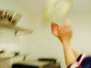 12、意大利玛格丽特披萨,有机会的话，再开堂直播教学教大家。理论知识对于不是职业厨师来说是比较难度的。而且手工披萨本身也要有一定的基础才能做好。