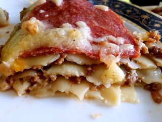 18、千层刀削面,如图几层按各自喜好加