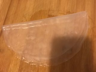 7、绿豆粉皮,做好的粉皮即可凉拌又可热炒 。