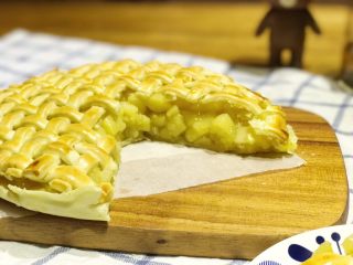 25、披萨模具也能做的酥皮苹果派,切下一块,可看到里面满满的果肉,超满足