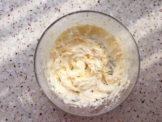 7、双色曲奇,最后的状态非常蓬松；