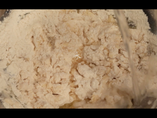 6、陈小春儿子喜欢的热辣披萨这样做,