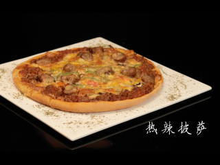 23、陈小春儿子喜欢的热辣披萨这样做,