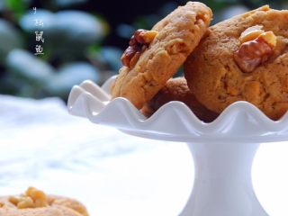 19、植物油版核桃酥,香酥可口。