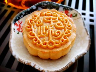 23、广式月饼~金沙奶黄馅儿,成品