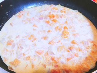 9、清甜解腻养脾胃的南瓜浓汤,然后是牛奶