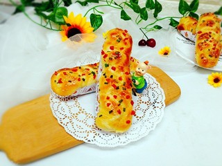 22、香葱火腿沙拉面包,成品图