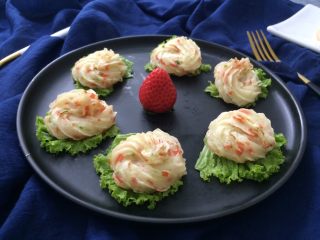 15、香烤火腿土豆泥,香喷喷的土豆泥成品，非常美味.