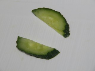 18、鸡蛋沙拉杯,然后分两半