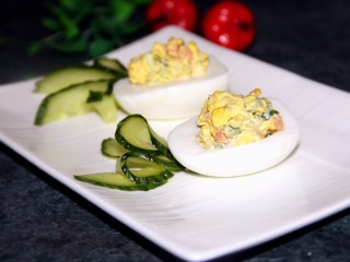 20、鸡蛋沙拉杯,装饰一下,完成